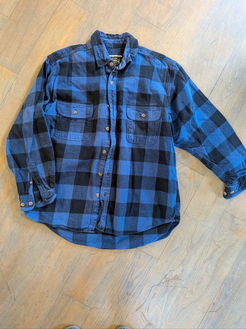 Vintage Field & Stream Blue and Black Plaid Button-Up Flannel
